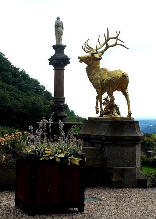 Am Drachenbrunnen